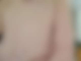 Live cam show with ElbaWidmaier - Brown Hair on alttransgirls