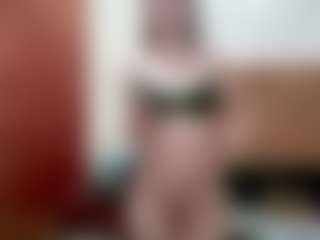 Live cam show with ElbaWidmaier - Cuckold on Hubzter Live