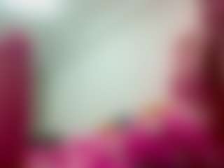 Live cam show with ElbaWidmaier - Flashing on xplaylive.com