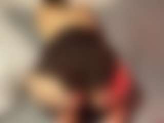 Agatha's Live Sex Cam Show