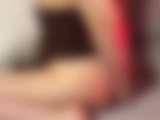 Agatha's Live Sex Cam Show