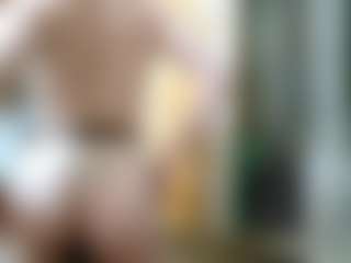 Live cam show with Sarah - Granny Squirt on Strip Flash - Live Sex Shows