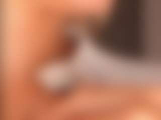 JoannieLarke's Live Sex Cam Show