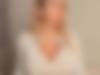 JoannieLarke's Live Sex Cam Show