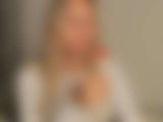 JoannieLarke's Live Sex Cam Show