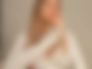 JoannieLarke's Live Sex Cam Show