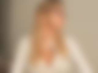 JoannieLarke's Live Sex Cam Show