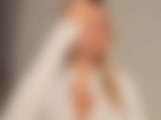 JoannieLarke's Live Sex Cam Show