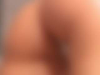 JoannieLarke's Live Sex Cam Show