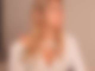 JoannieLarke's Live Sex Cam Show