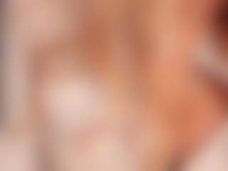 JoannieLarke's Live Sex Cam Show
