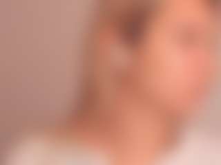 JoannieLarke's Live Sex Cam Show