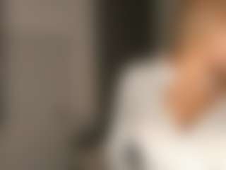 JoannieLarke's Live Sex Cam Show