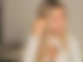 JoannieLarke's Live Sex Cam Show