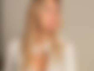 JoannieLarke's Live Sex Cam Show