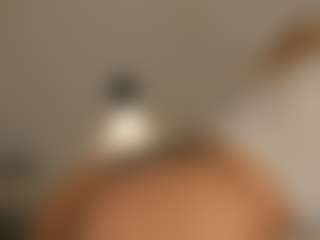 JoannieLarke's Live Sex Cam Show
