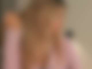JoannieLarke's Live Sex Cam Show