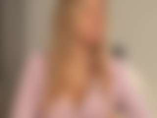 JoannieLarke's Live Sex Cam Show