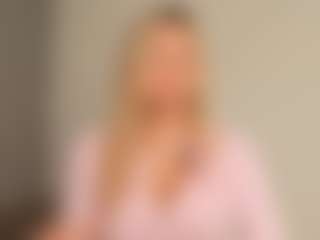 JoannieLarke's Live Sex Cam Show