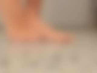 JoannieLarke's Live Sex Cam Show