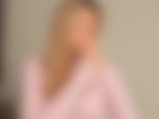 JoannieLarke's Live Sex Cam Show