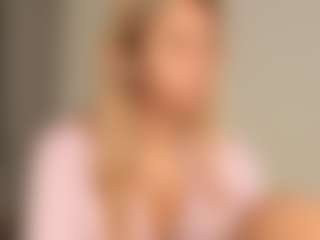 Live cam show with JoannieLarke - Athletic on sexylive.show