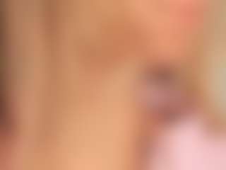 JoannieLarke's Live Sex Cam Show