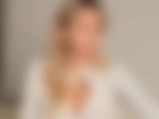 JoannieLarke's Live Sex Cam Show