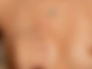JoannieLarke's Live Sex Cam Show
