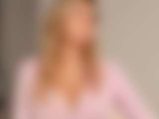 JoannieLarke's Live Sex Cam Show