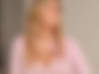 JoannieLarke's Live Sex Cam Show