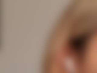 Live cam show with JoannieLarke - Moaning on CamwithHer