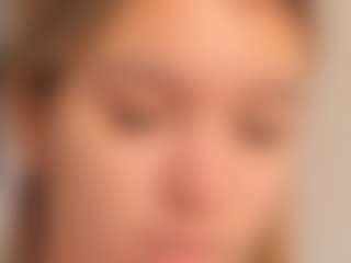 JoannieLarke's Live Sex Cam Show