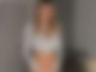 JoannieLarke's Live Sex Cam Show