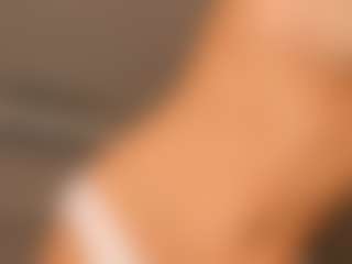 Live cam show with JoannieLarke - Athletic on Camsoda