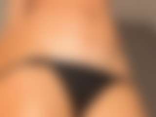 JoannieLarke's Live Sex Cam Show