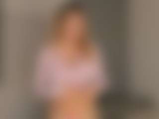 JoannieLarke's Live Sex Cam Show