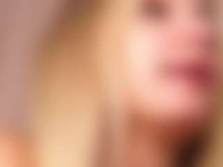 Live cam show with JoannieLarke - Blonde Hair Teen (18+) on Dolls Live