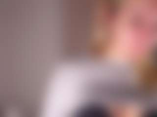JoannieLarke's Live Sex Cam Show