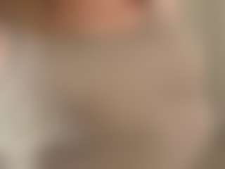Live cam show with Luci-XO - New Foot Fetish on TeamSkeetLive