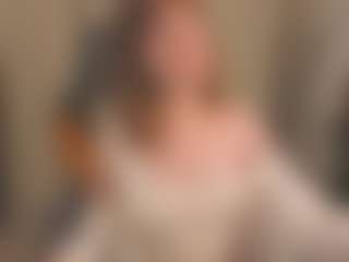 Luci-XO's Live Sex Cam Show