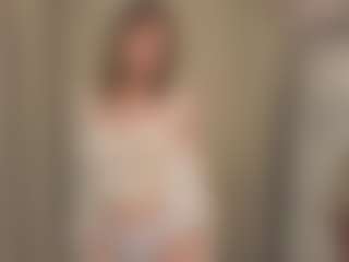 Luci-XO's Live Sex Cam Show