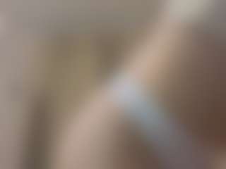 Luci-XO's Live Sex Cam Show