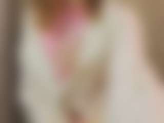 Live cam show with Luci-XO - Gray Eyes on SpunkLive