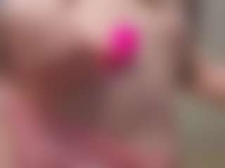 Luci-XO's Live Sex Cam Show