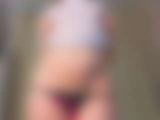 Luci-XO's Live Sex Cam Show