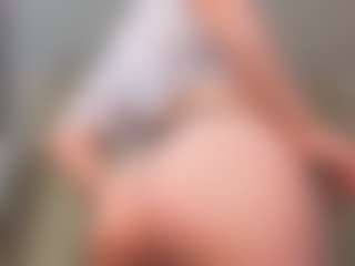 Luci-XO's Live Sex Cam Show