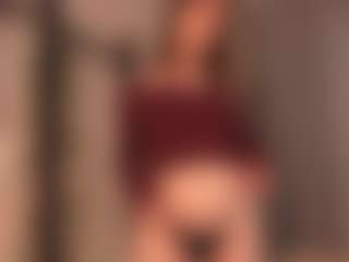 Live cam show with Luci-XO - Raven Hair on xxxlivecams.org