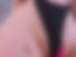 Luci-XO's Live Sex Cam Show