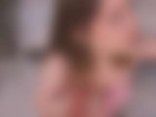 Live cam show with Luci-XO - Body Massage on Camsoda